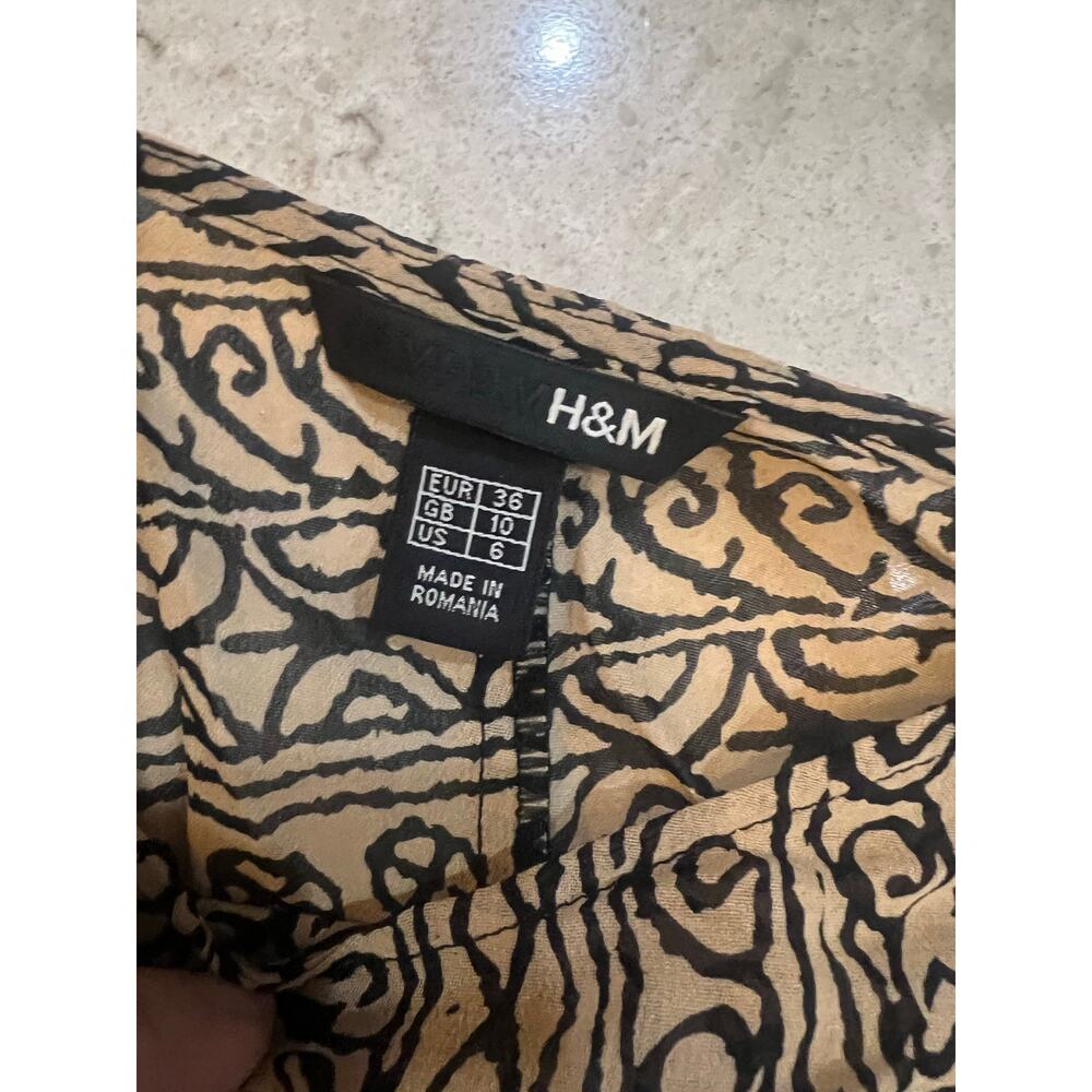 H&M Women’s Printed Side Tie Blouse – Size 6 - Picture 8 of 8